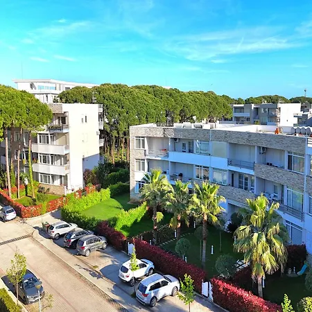 Lägenhet In Gjiri I Lalzit Near Sandy *